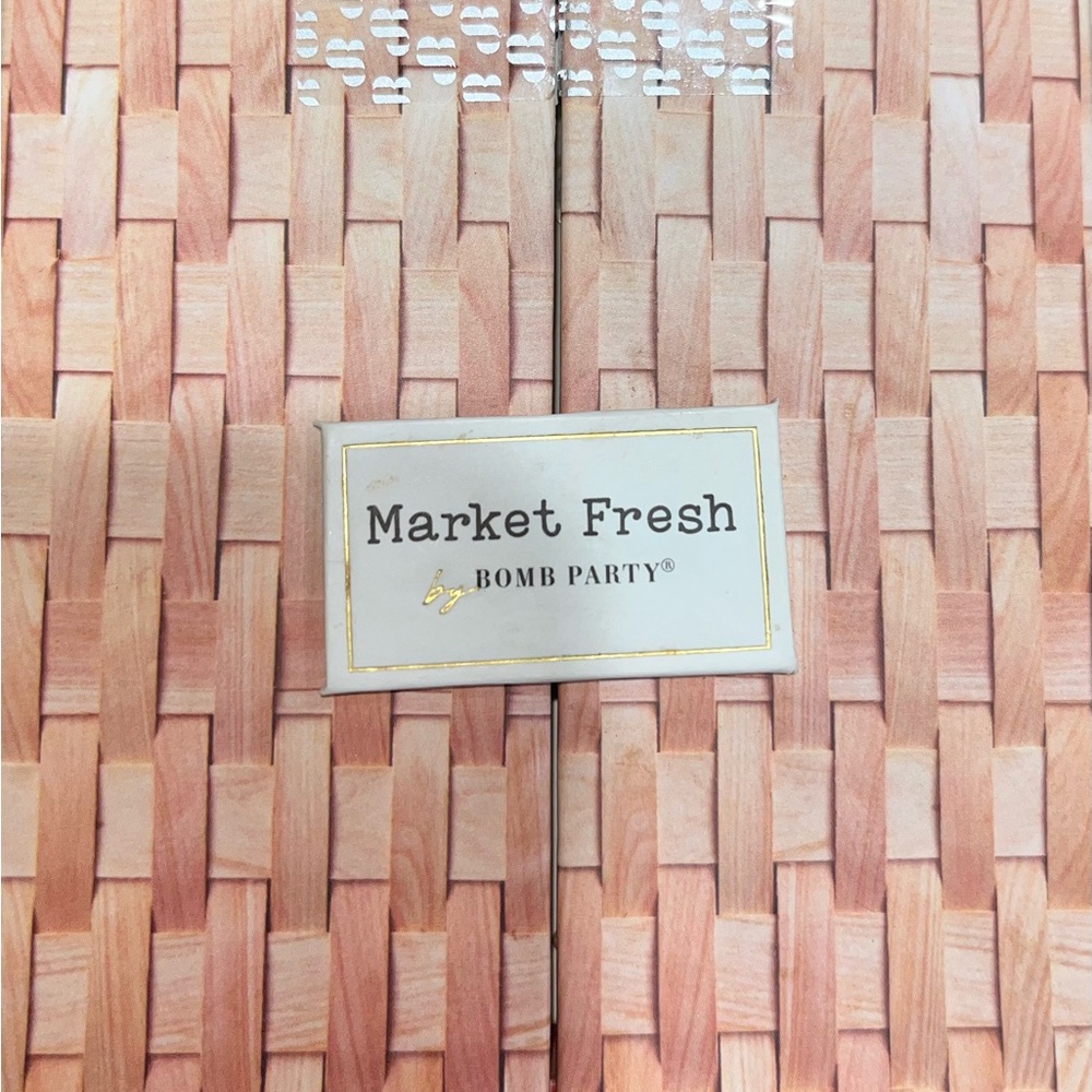 Market Fresh Tan Design